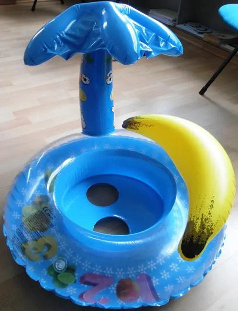 Photo de l’avis officiel: Weilong Sun Attraction - Baby seat with cover Siège de natation pour bébé &amp; #13; &amp;#13; — risque: Noyade