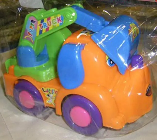 Foto do aviso oficial: 1. Super Truck. 2. Music Phone Perfect Brinquedos de plástico — risco: Engasgamento & Ferimentos