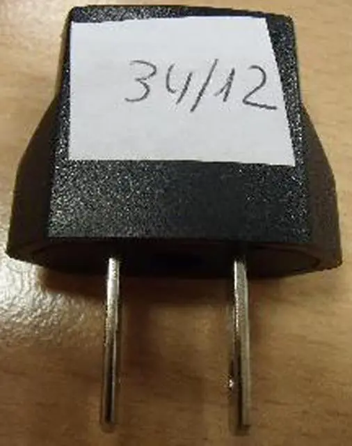 Foto do aviso oficial: SETRONIC Adaptadores de viagem — risco: Choque elétrico