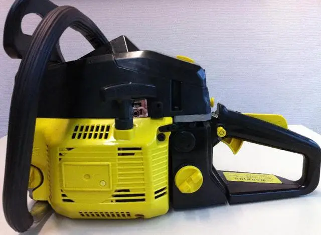 Foto do aviso oficial: Gasoline Chain Saw Motosserra — risco: Ferimentos