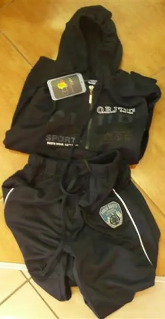 Foto uit de officiële melding: Playback Kinderkleding — risico: Verwonding & Verwurging