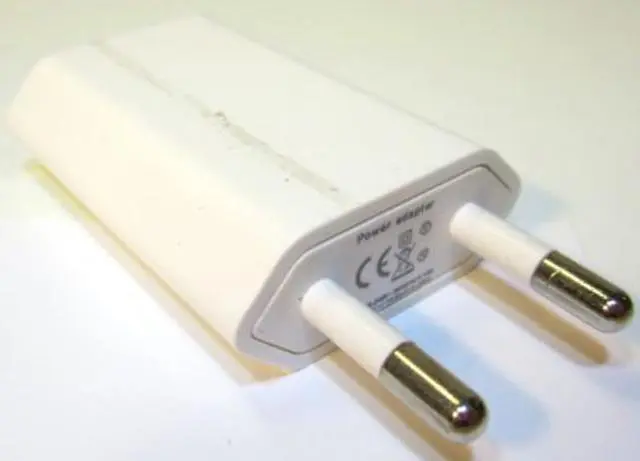 Foto do aviso oficial: Savut(e) Kit de cigarros eletrônicos — risco: Choque elétrico