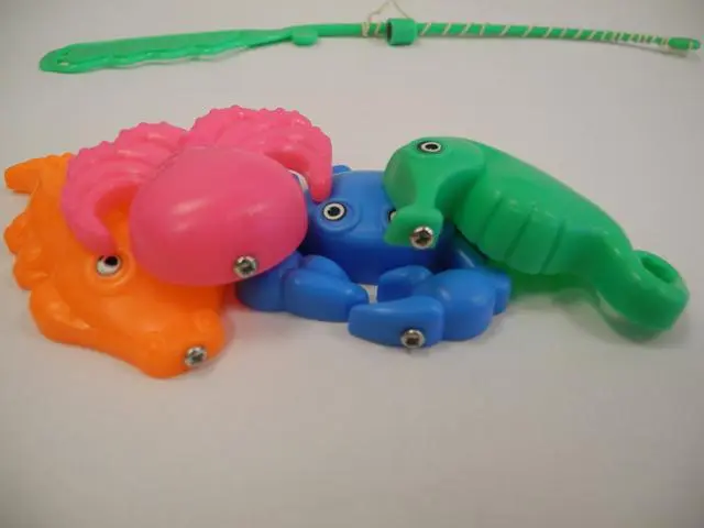 Foto do aviso oficial: Cork Kids’r Cool –magnetic fishing game Conjunto de pesca magnética — risco: Engasgamento