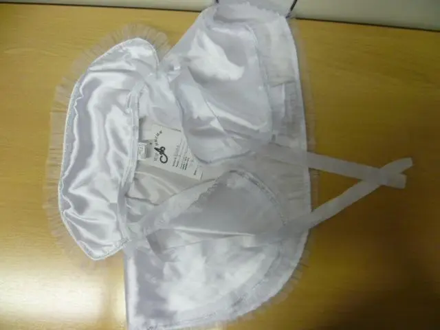 Foto do aviso oficial: Anisia Capa infantil — risco: Estrangulamento