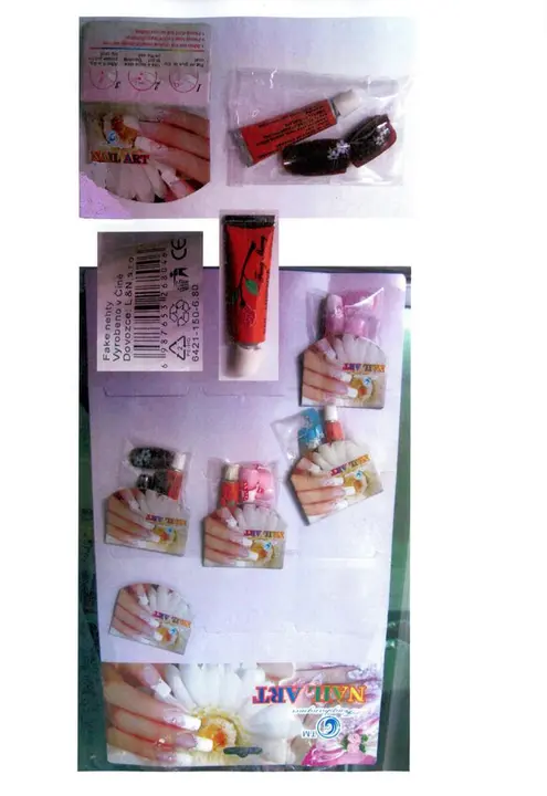 Foto aus der offiziellen Meldung: 1. Fengshangmei (Fake nehty) 2. True Lover 1. – 3. and 5.: Nail Art4. Nail Art Collection Falsche Nägel &amp;  — Risiko: Chemikalie
