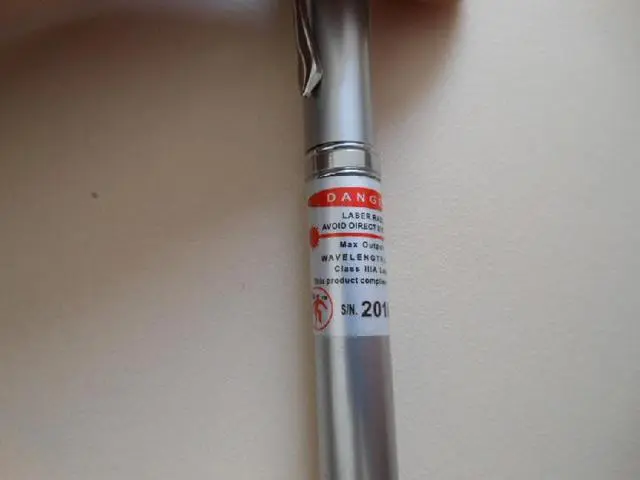 Foto uit de officiële melding: Laser &amp; Led Pen Laserpointer  &amp; #13; — risico: Aantasting van het gezichtsvermogen (A12/1339/12)