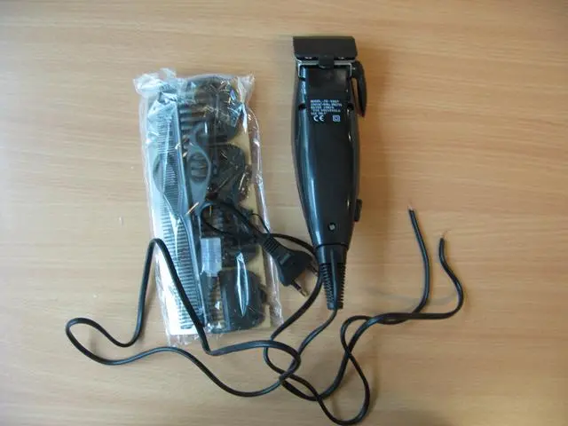 Foto dell’avviso ufficiale: JINGHAO ProclipperProclipperUnknownUnknown Trimmer per capelli — rischio: Scossa elettrica & Incendio