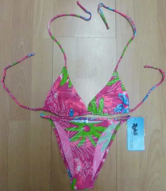 Photo de l’avis officiel: Zekii Bikini de fille — risque: Blessures & Etranglement