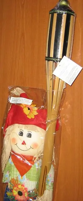 Photo from the official notice: Jumbo Torches for lamp oil oil torch — burns & fire risk