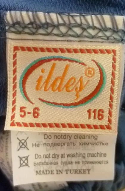 Foto uit de officiële melding: Ildes Jongens shorts  &amp; #13; — risico: Verwonding (A12/1511/12)