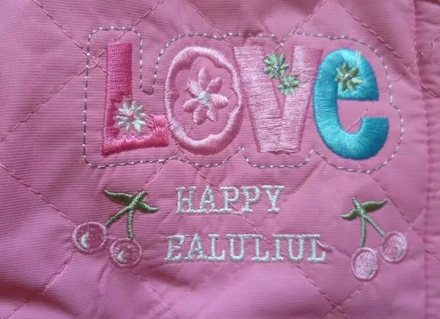 Foto do aviso oficial: Happy Ealuliul Conjunto de roupas para crianças — risco: Estrangulamento