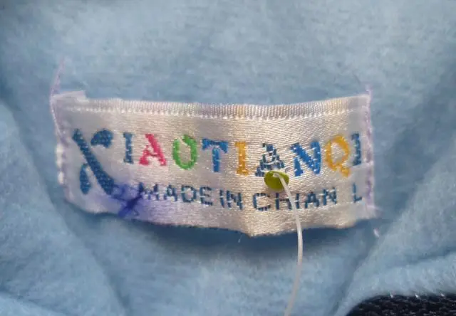 Foto do aviso oficial: Xia otian qi Fashion Vogue Conjunto de roupas para crianças — risco: Estrangulamento