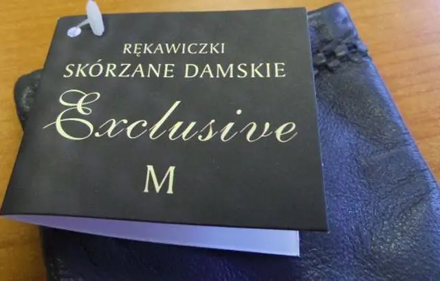 Foto aus der offiziellen Meldung: Exclusive Rekawiczki Skorzane Damskie (Leather gloves) Lederhandschuhe &amp; #13; &amp; #13; — Risiko: Chemikalie