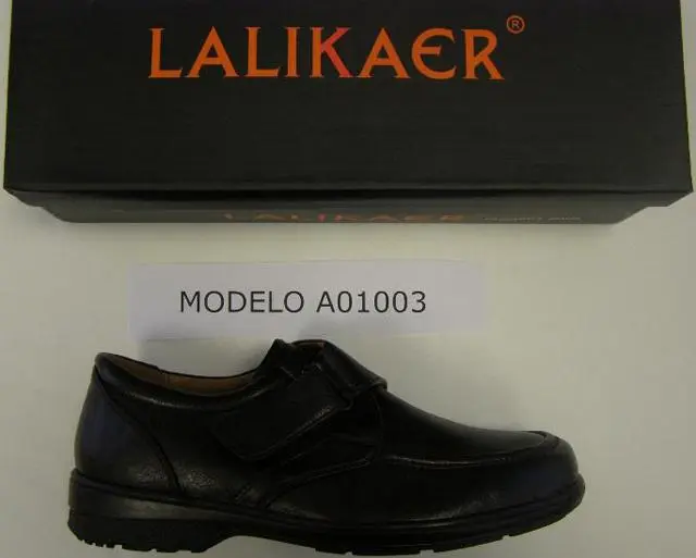 Photo from the official notice: LALIKAER men's shoes — chemical risk