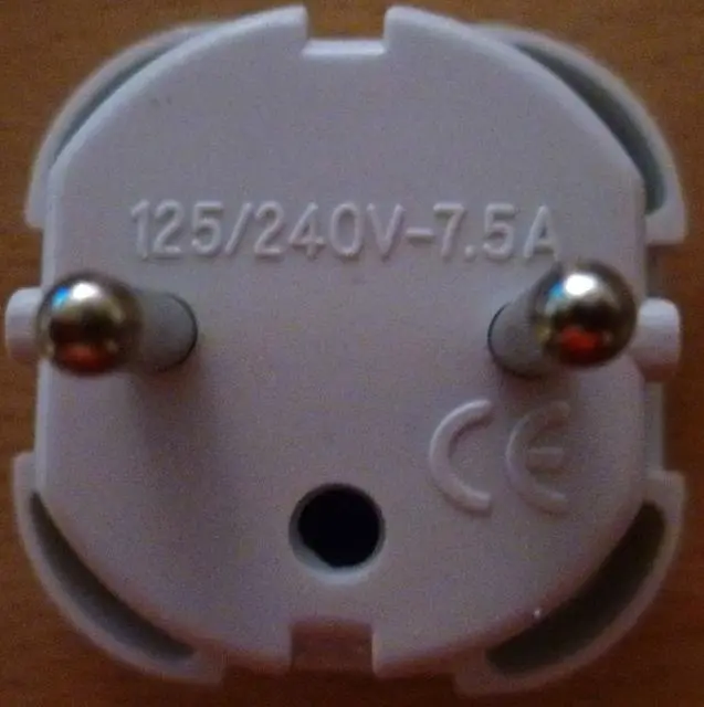 Photo from the official notice: EST socket outlet with protective device — electric shock risk
