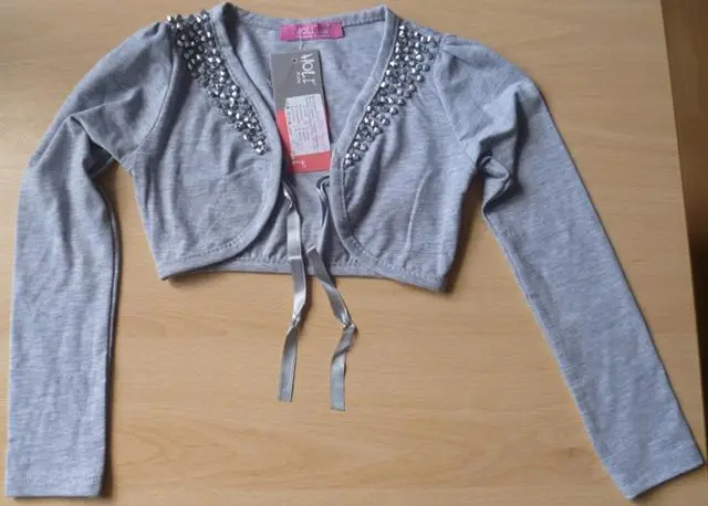 Photo de l’avis officiel: Holi Kids Bolero des filles &amp; #13;#13; — risque: Etranglement