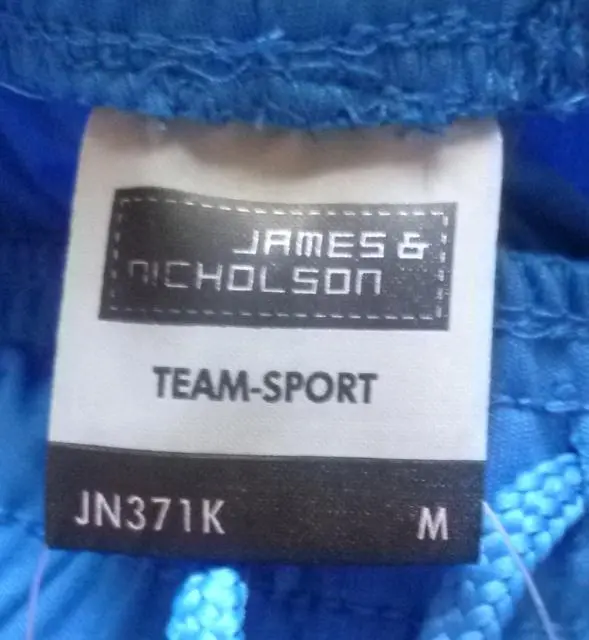 Foto do aviso oficial: JAMES &amp; NICHOLSON Calções para crianças — risco: Ferimentos (A12/0034/13)