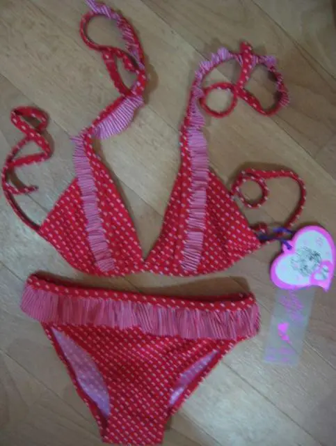 Foto do aviso oficial: ROSSO KID'S Biquíni para meninas — risco: Ferimentos & Estrangulamento (A12/0154/13)