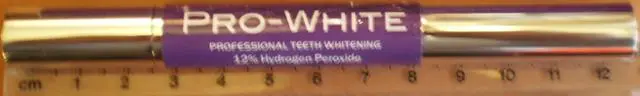 Foto uit de officiële melding: Pro-White Professional Teeth Whitening Tanden bleken pen  &amp; # #13; — risico: Chemische risico's