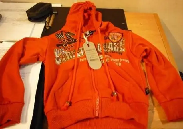 Photo from the official notice: H&amp;S children's sweatshirt — strangulation risk (A12/0262/13)