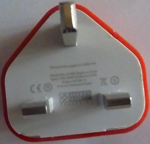 Photo de l’avis officiel: Emerson Network Power Chargeur — risque: Choc électrique