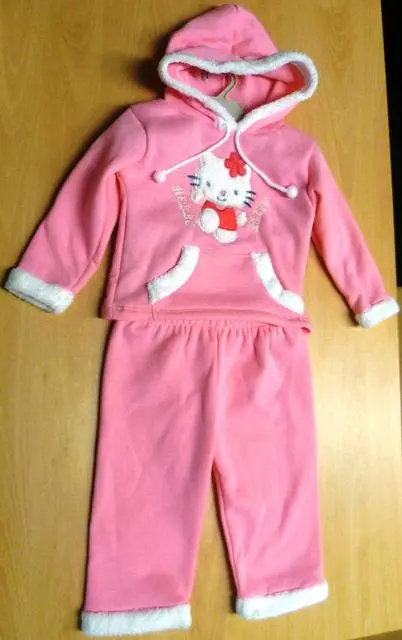 Photo from the official notice: Lost baby children’s set — strangulation risk