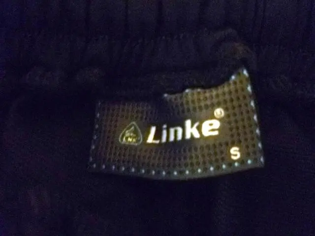 Foto do aviso oficial: Linke Roupa para crianças — risco: Ferimentos