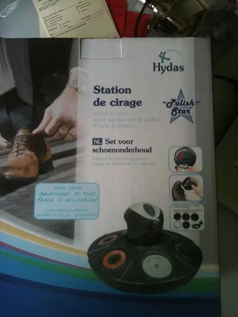 Photo from the official notice: Hydas Station de Cirage shoe-cleaning device — burns & fire risk