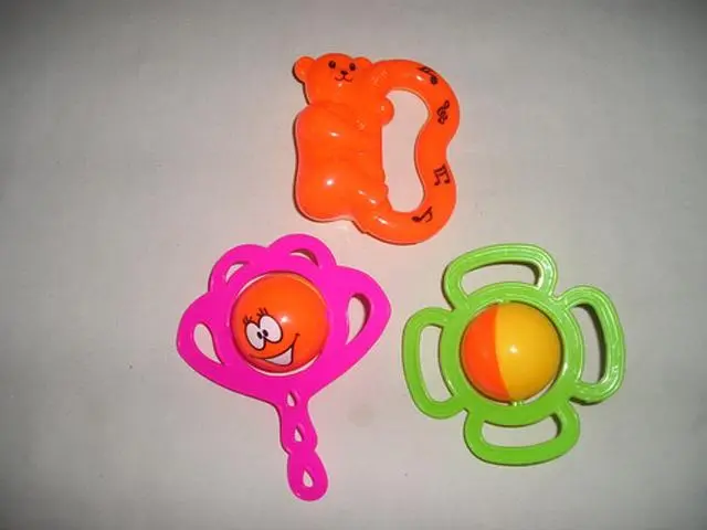 Foto do aviso oficial: Chou Jang Toys. Baby sway bell Chocalho conjunto — risco: Engasgamento