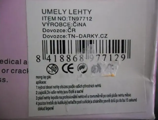 Photo from the official notice: NAIL ART Fiore fashion collection false nails — chemical risk