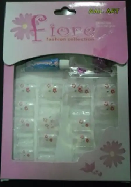 Photo from the official notice: NAIL ART Fiore fashion collection false nails — chemical risk
