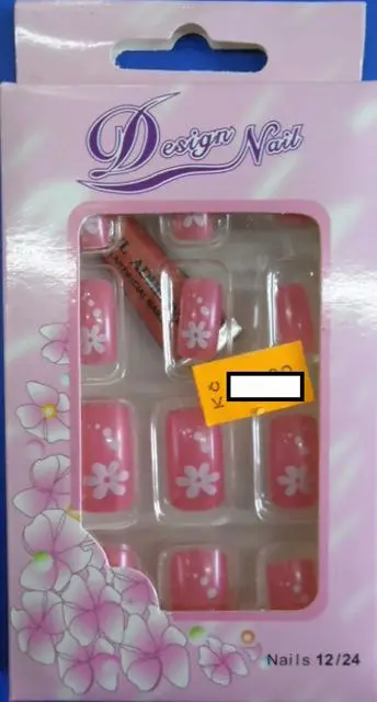 Foto dell’avviso ufficiale: Design Nail Chiodi falsi — rischio: Rischio chimico (A12/0458/13)