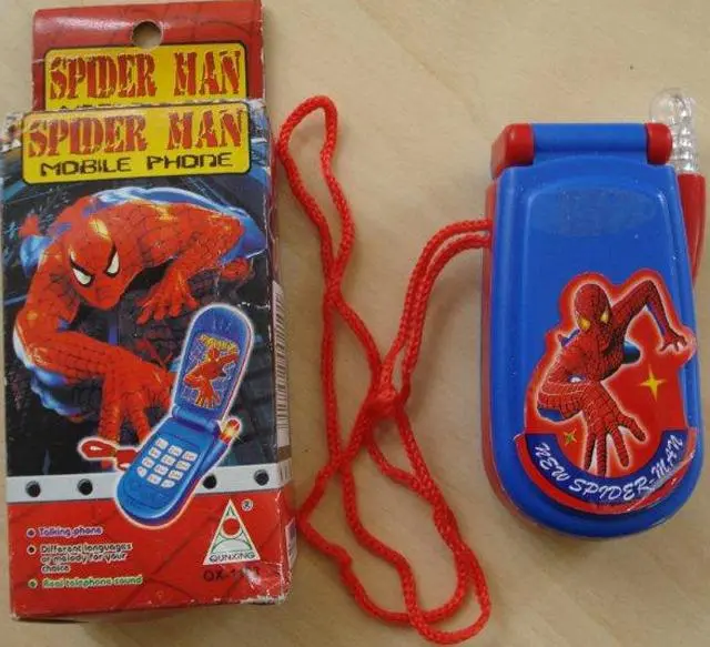 Photo de l’avis officiel: Qunxing Spider Man Mobile Phone (THE PRODUCT MAY BE COUNTERFEIT). Téléphone portable Toy — risque: Lésions auditives