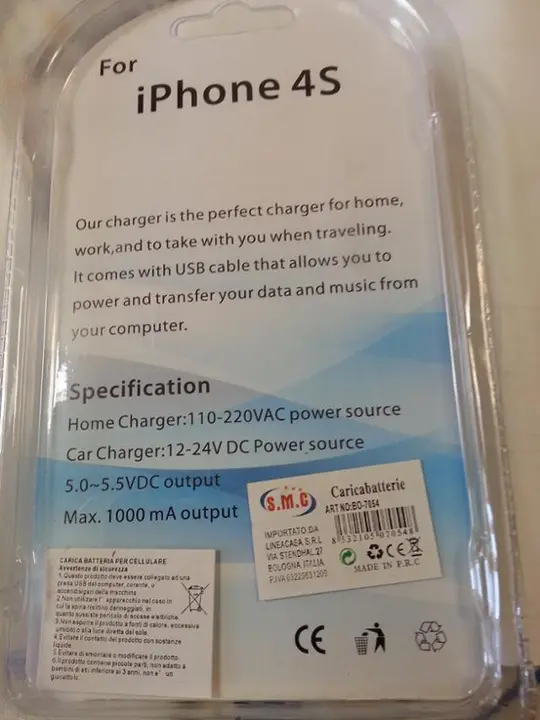 Foto uit de officiële melding: S.M.C. For  iPhone 4S (NOT ORIGINAL PRODUCT) Mobiele telefoonlader — risico: Elektrische schok