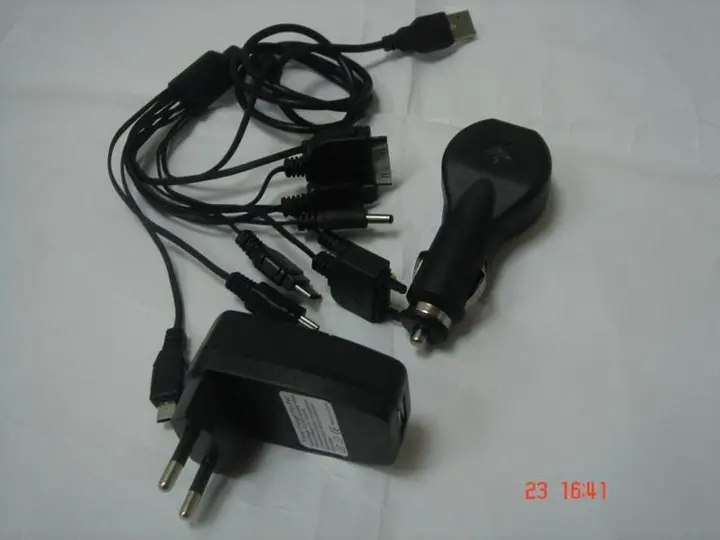 Foto do aviso oficial: Tdscdma Cargador Carregador universal para telemóveis — risco: Choque elétrico