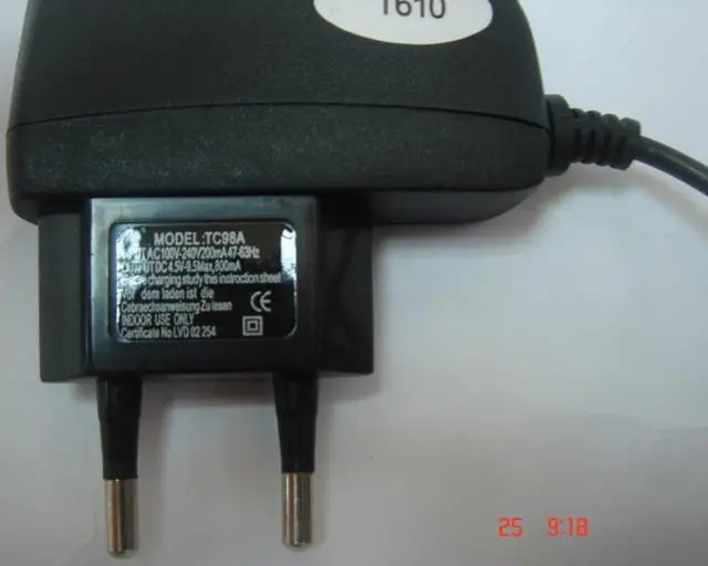 Photo from the official notice: NORTONLINE charger for information technology equipment — electric shock risk