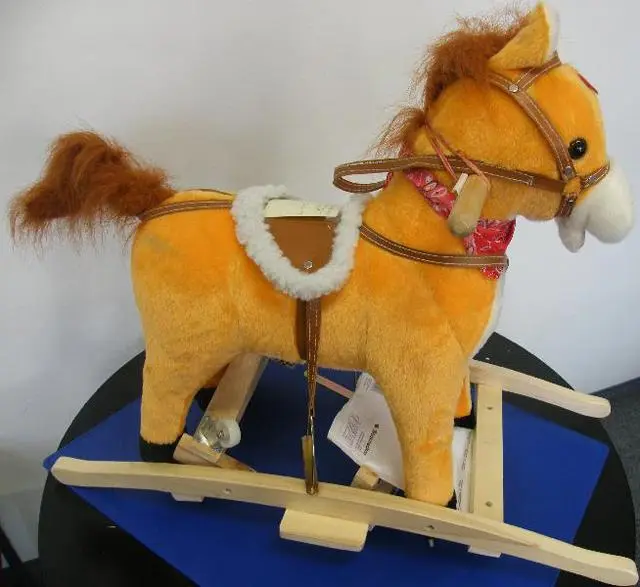 Photo de l’avis officiel: Sanle Toys - YZSLToys Cheval à bascule — risque: Étouffement & Blessures