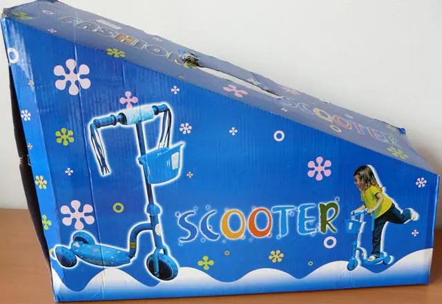 Foto aus der offiziellen Meldung: Fashion Scooter Kinderroller — Risiko: Verletzungen