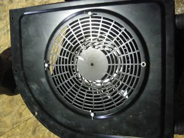 Photo de l’avis officiel: Andy J Leisure, Diamond Fans, Power Fans 1.5HP Bouncy Castle Fan/Blower/1.5 hp Galvanized Electric Fan/1.5Hp I — risque: Choc électrique