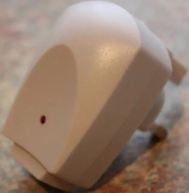 Foto uit de officiële melding: 3 in 1 Charger Lader — risico: Elektrische schok & Brand