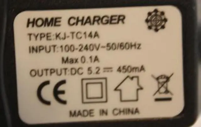 Photo de l’avis officiel: High Quality Travel Charger Chargeur — risque: Choc électrique