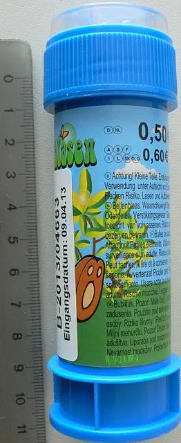 Photo from the official notice: "Seifenblasen" - bubbles soap bubbles — microbiological risk
