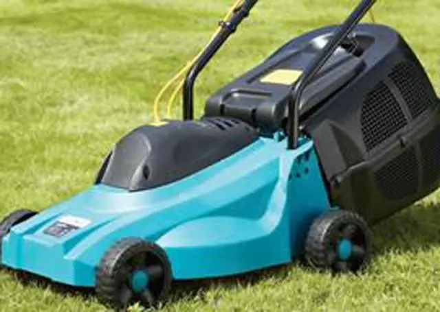 Foto aus der offiziellen Meldung: Tesco /  Dobbies Essential Lawn Mower Rasenmäher — Risiko: Feuer