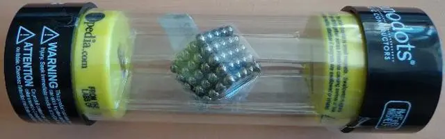 Foto uit de officiële melding: Nano Magnetics Nanodots 125 - Black Edition Magneten — risico: Verwonding