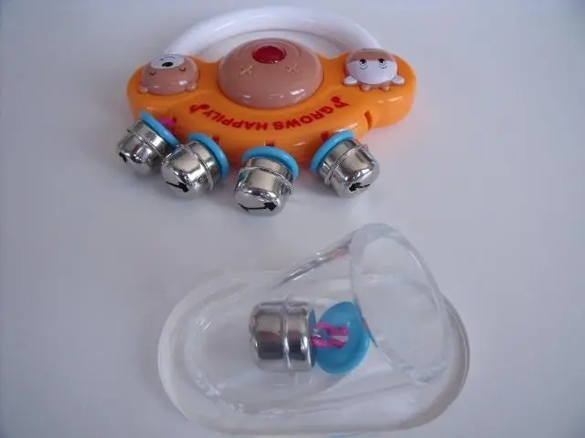 Foto aus der offiziellen Meldung: Beilexing Learning fun Rassel-Set — Risiko: Ersticken