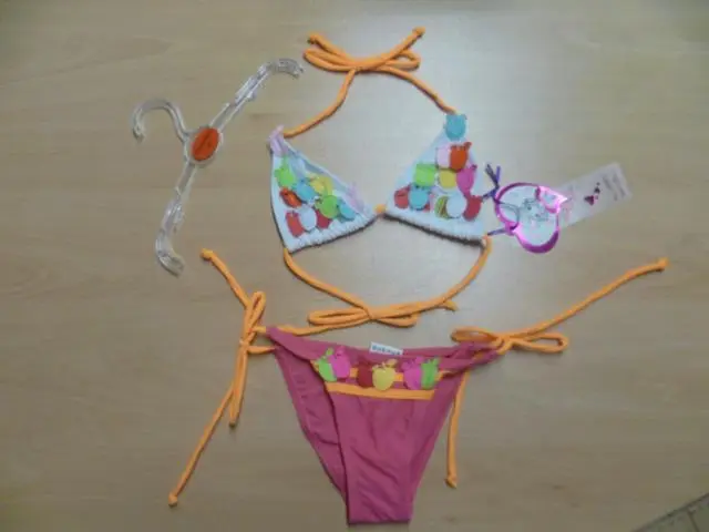 Foto do aviso oficial: Rosso Kids Biquíni para meninas — risco: Ferimentos & Estrangulamento (A12/0887/13)