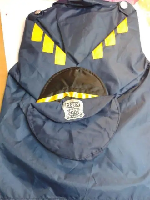 Foto do aviso oficial: Utklaedningssaet/Kostym (Police costume) Fantasia vestido fantasia — risco: Químico & Ambiente