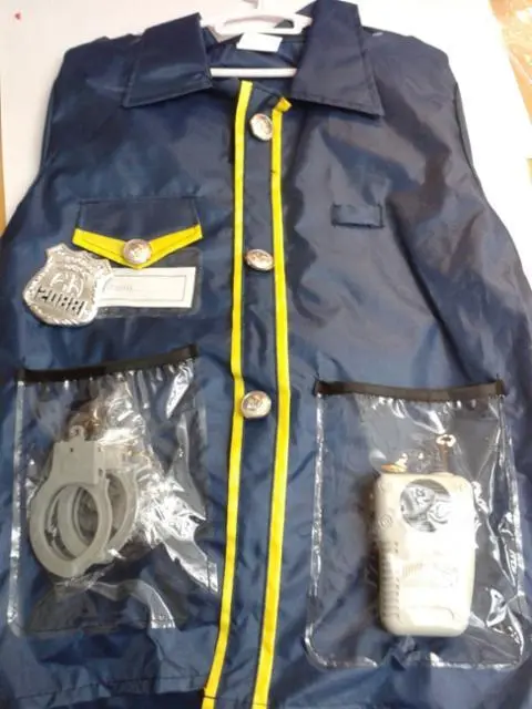 Foto do aviso oficial: Utklaedningssaet/Kostym (Police costume) Fantasia vestido fantasia — risco: Químico & Ambiente