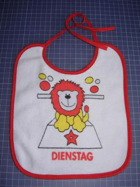Photo de l’avis officiel: Baby-Lätzchen Le dossard de l’enfant — risque: Risque chimique