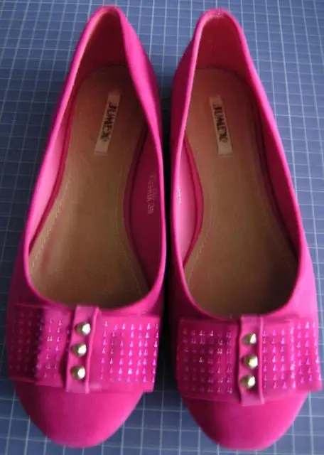 Photo de l’avis officiel: Jumex Chaussures pour dames — risque: Risque chimique (A12/0990/13)